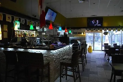 Toronto Plaza Airport Hotel