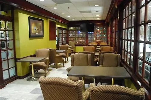 Toronto Plaza Airport Hotel 3*,