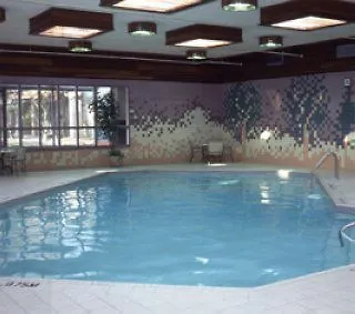 Toronto Plaza Airport Hotel